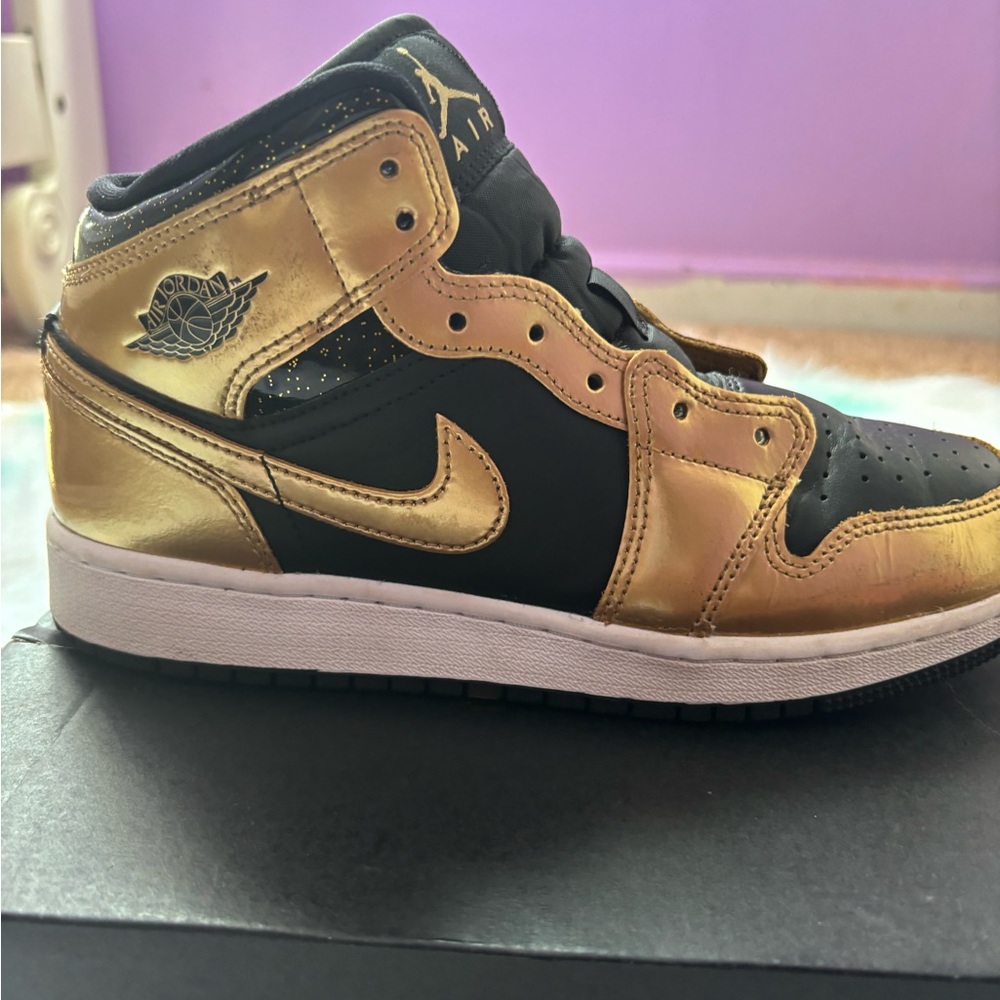 Jordan 1 - Picture 2 of 8